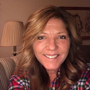 Meet your Posher, Lori